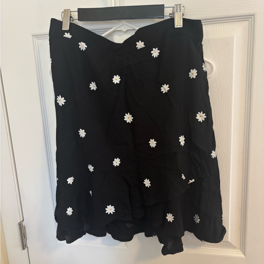 Loft Daisy Skirt NWT M